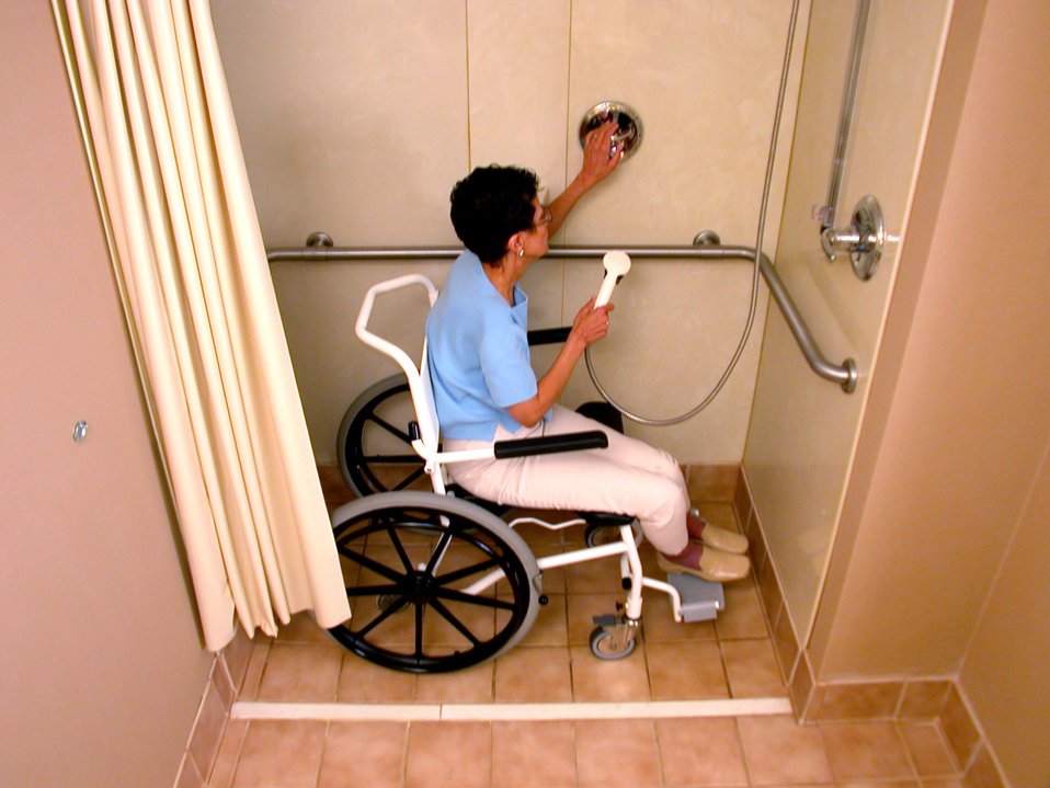 Shower chair best sale for quadriplegic